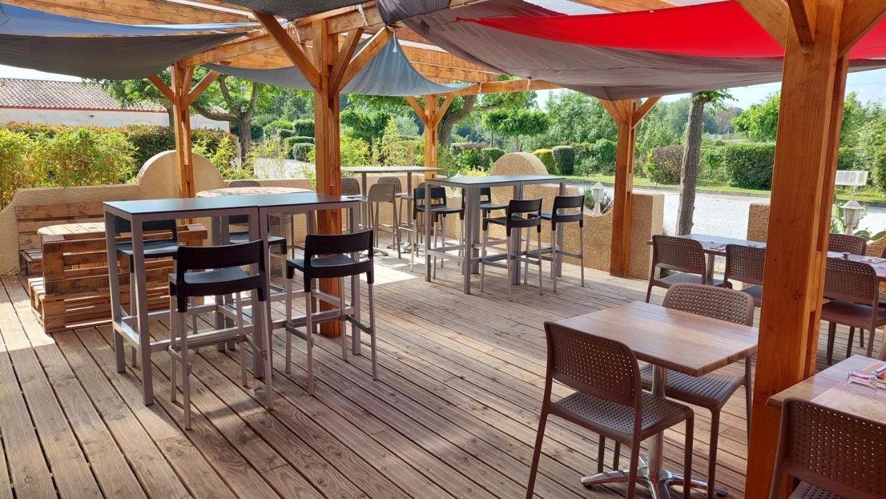 Logis Hotel Restaurant Le Clos Saint Loup Bram Exteriör bild